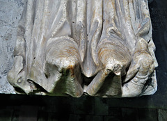 radbourne church, derbs; lap dogs on late c15 de la pole tomb