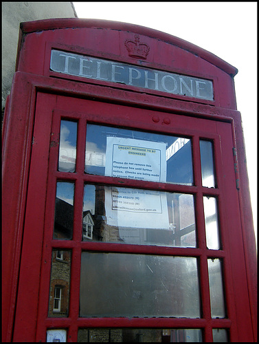 please do not remove this telephone box