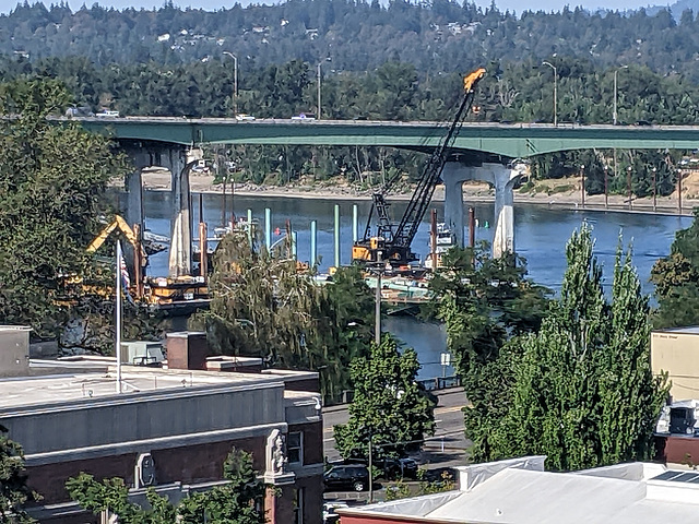 Working alongside I-205