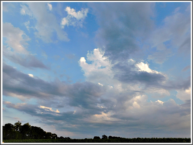 Ciel et nuages au bord de Rance