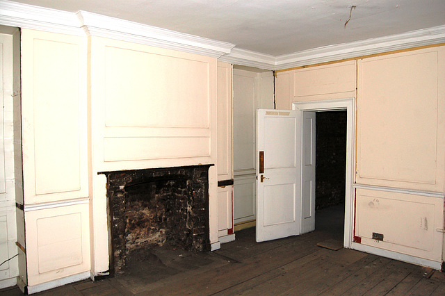 Empty House, Lincoln's Inn Fields, London