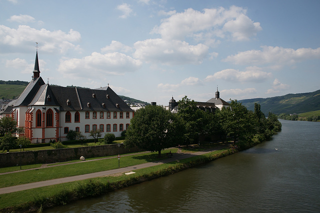 St. Nicholas' Hospital