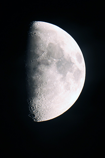 Lange kein Mond hochgeladen