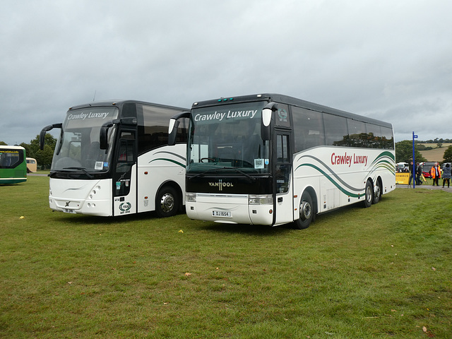 Crawley Luxury B8 JHN (FJ05 AON) and DJ 1654 at Showbus - 29 Sep 2019 (P1040471)