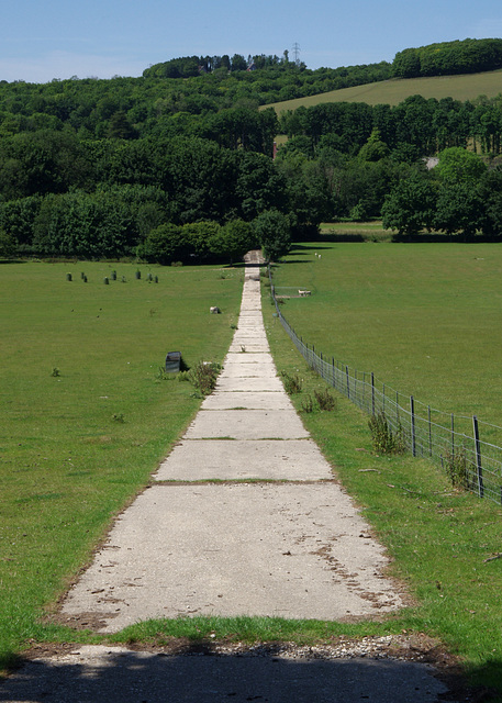 Farm road