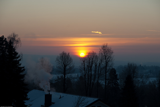 Winterlicher Sonnenaufgang