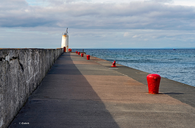 Girvan Harbour Entrance  (PiPs)