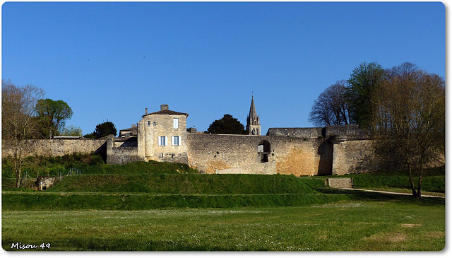 BOURG sur GIRONDE