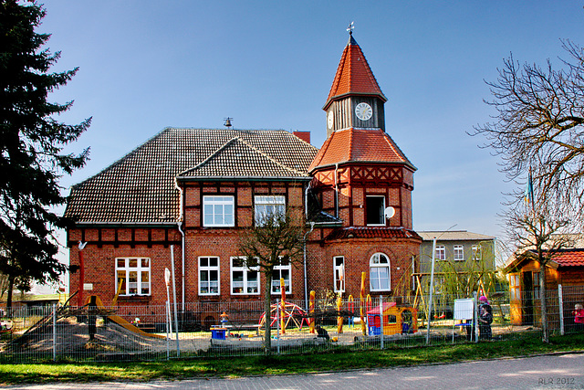 Badow, Gutsgebäude