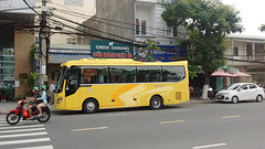 Green Danang bus