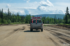 Pilot Car guides you through Road Contruction