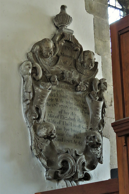 c18 tomb behind the organ, two elizabeth linealls+1703 and +1708 st peter's church, canterbury, kent   (7)