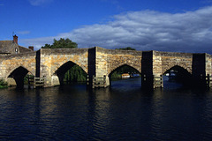 Newbridge across the Thames