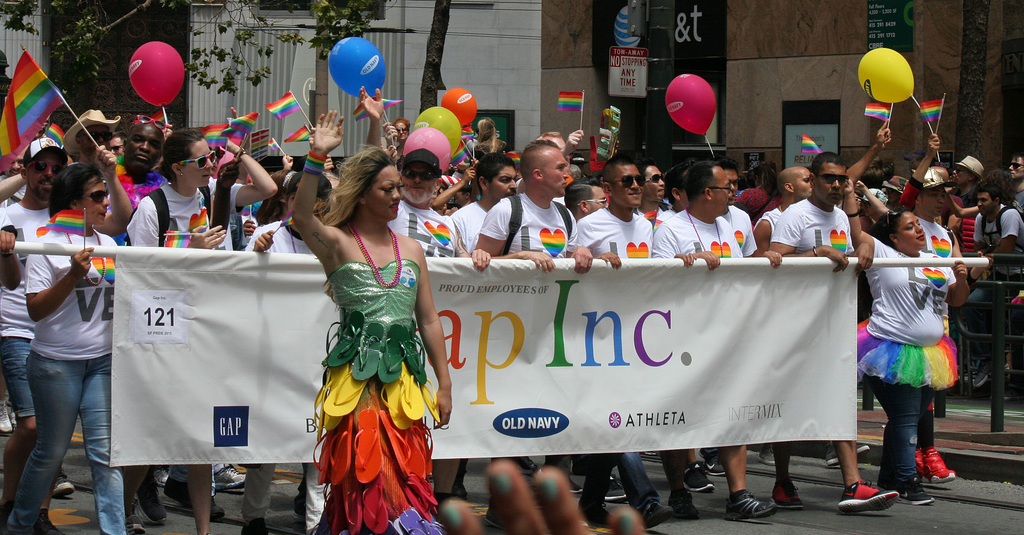 San Francisco Pride Parade 2015 - The Gap (7242)