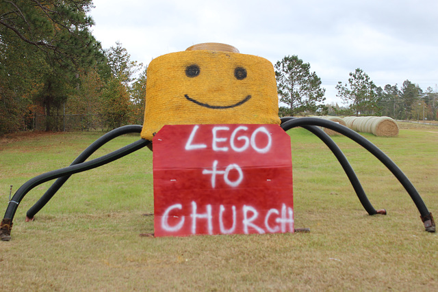 Another fantastic "Hay Bale" construction...  back in Georgia for this one :)))