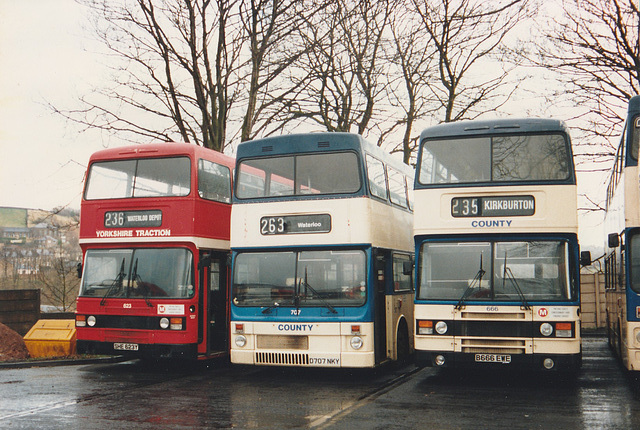 Yorkshire Traction buses at Waterloo garage, Huddersfield – 22 Mar 1992 (158-10)