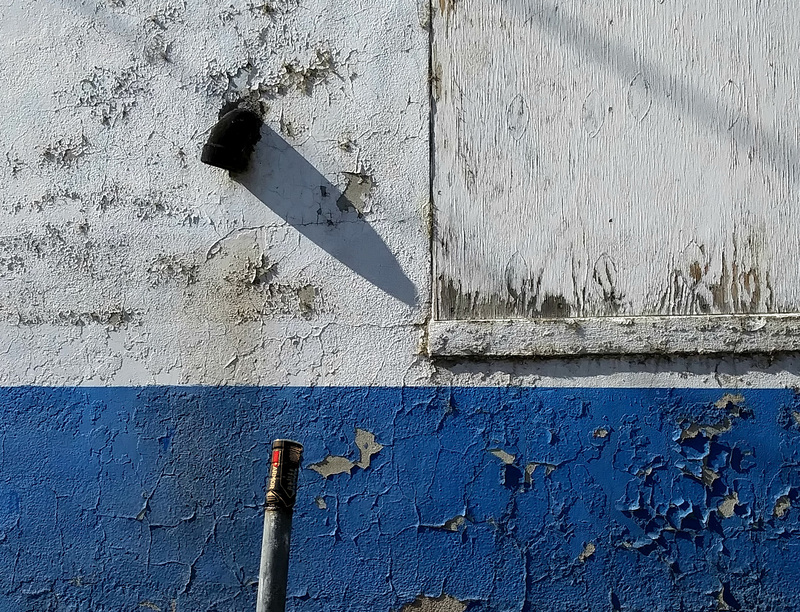 Pipes and shadows