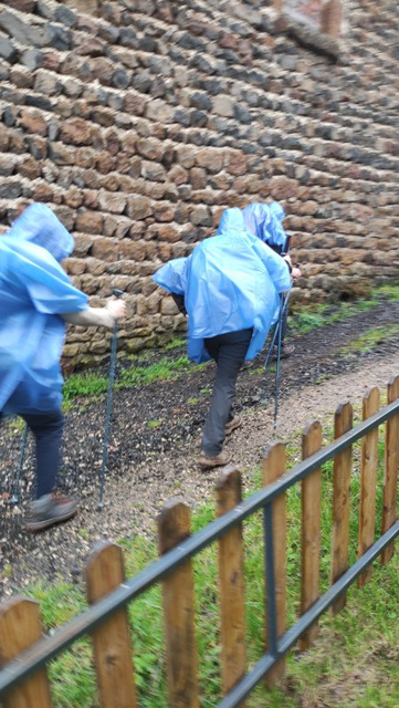 Sous la pluie vers Compostelle