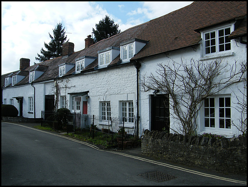 ipernity: houses in The Croft - by Isisbridge