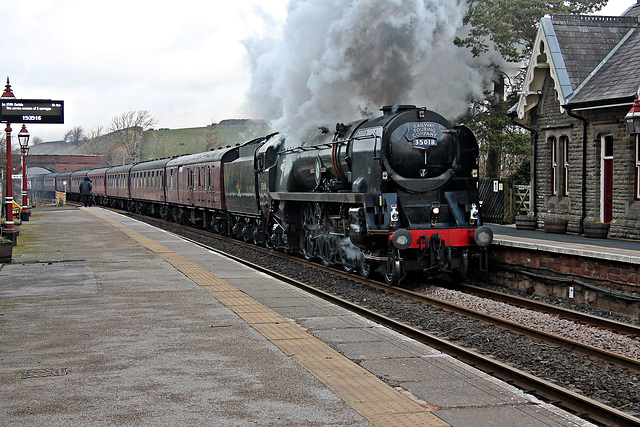 Bulleid Merchant Navy class 35018 BRITISH INDIA LINE at Kirkby Stephen with 1Z87 14.13 Carlisle - London Euston The Winter CME 29th February 2020.