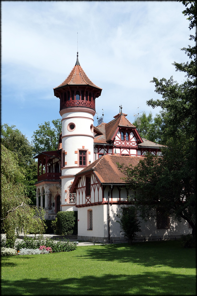 Kurparkschlösschen in Hersching