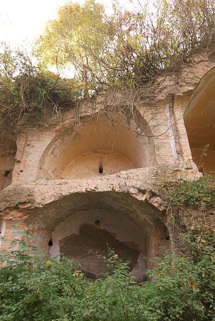 Kasernenruine in der Festung Tarakaniw