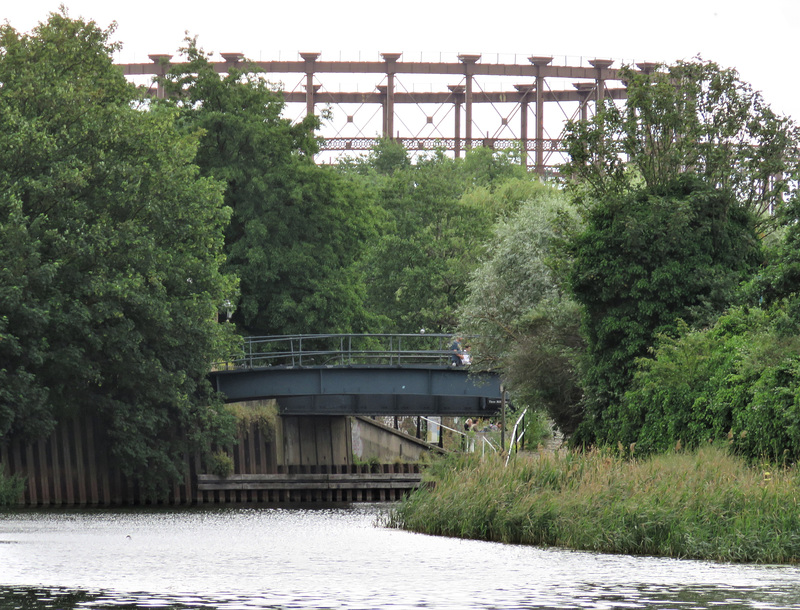 river lea and bromley gasworks, newham, london (1)