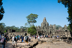 Besucherstrom bei Angkor Thom (© Buelipix)