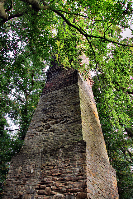 Alter Wetterkamin der ehem. Zeche Blankenburg (Witten-Buchholz) / 13.07.2023