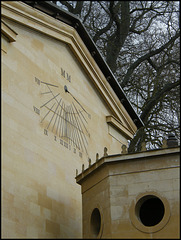 Magdalen sundial