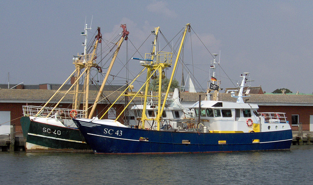 Vor oder nach dem Fang im Büsumer Hafen