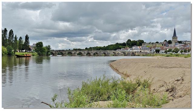 183 La Charité-sur-Loire. 58