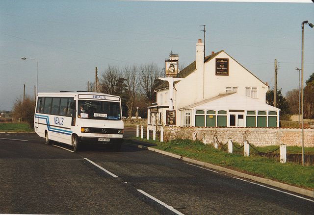 Neal’s Travel G806 HRN in Barton Mills – 2 Apr 1993 (189-9)