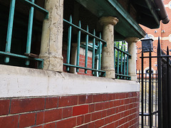 loos, west ham park , london
