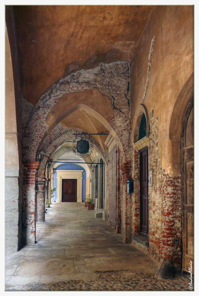 Portici piazza conte rosso - Avigliana