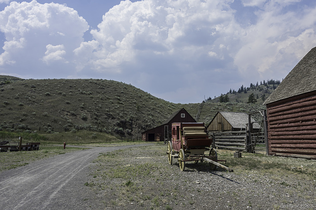 Historic Hat Creek Ranch (© Buelipix)
