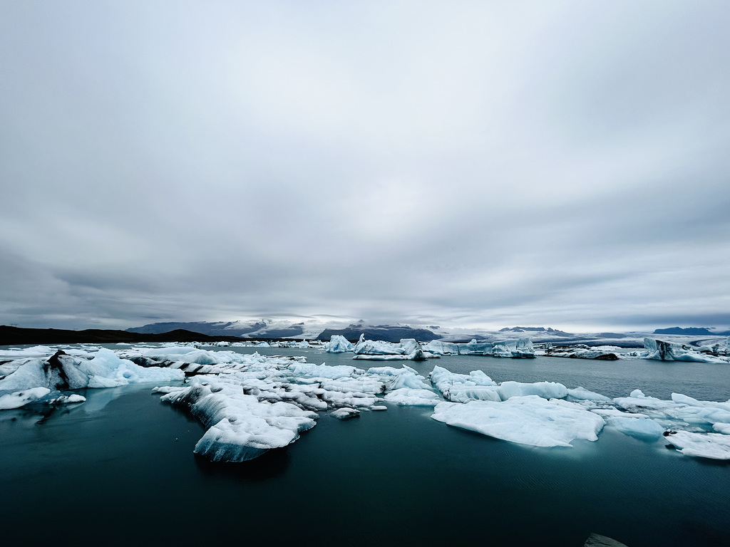 Floating Icebergs.2