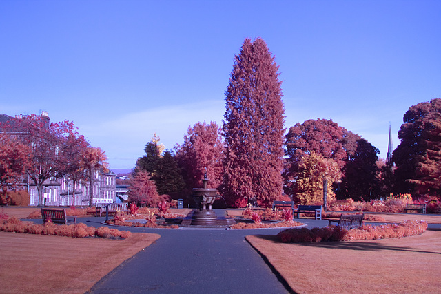 Kilmahew Fountain - IRChrome