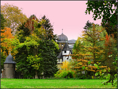 Autumn castle (12 century...Bezit van de familie  Von Brauchitse)