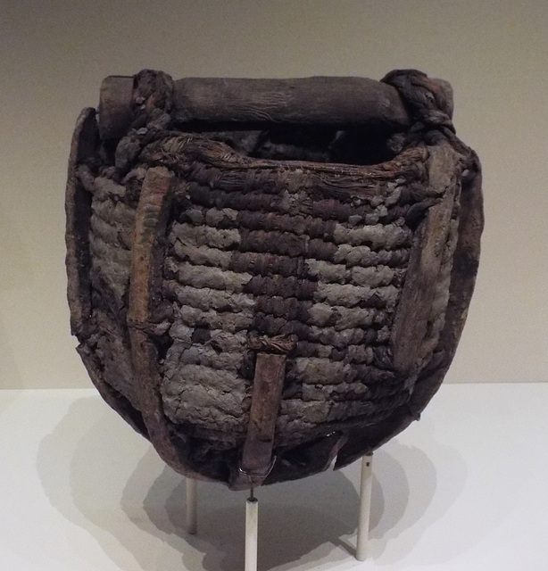 Basket from Rio Tinto in the Archaeological Museum of Madrid, October 2022