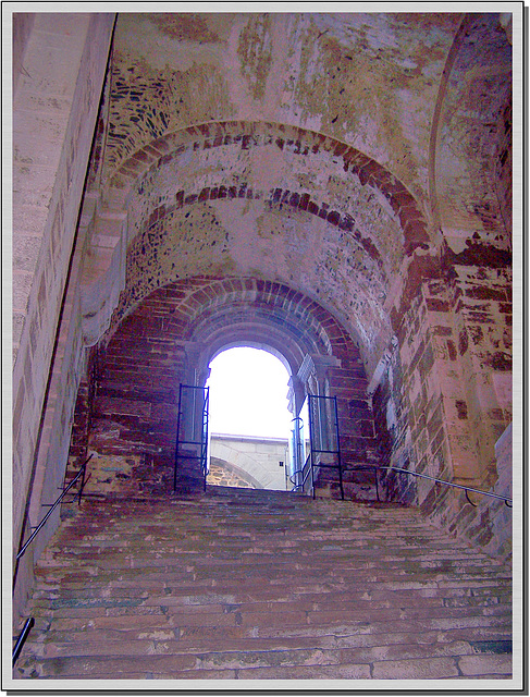 Ingresso alla Sacra di San Michele