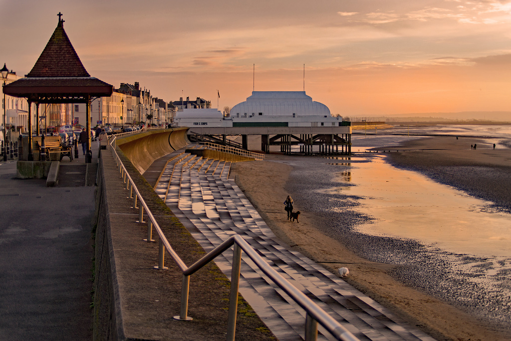 Pier, Britains Shortest.