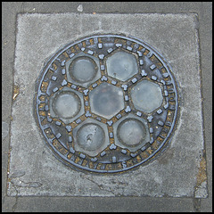Queen Square coal hole lights