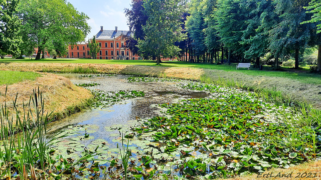 Im Park von Schloss Bothmer