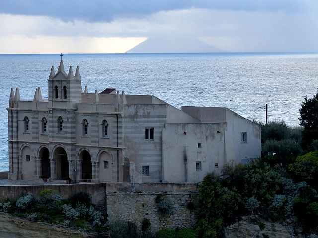 Tropea - Santa Maria dell’Isola / Stromboli