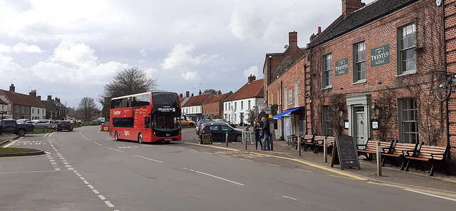 Lynx (Coastal Red) 62 (SK21 FNH) in Burnham Market – 28 Feb 2022 (140106)