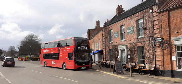 Lynx (Coastal Red) 62 (SK21 FNH) in Burnham Market – 28 Feb 2022 (140117)