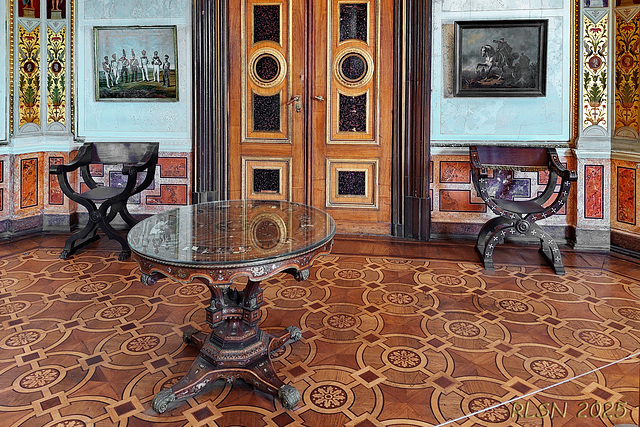 Happy Chairy Saturday!