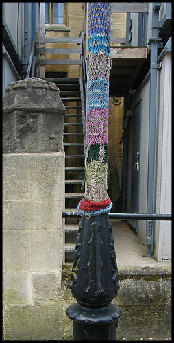 ragged yarn bomb