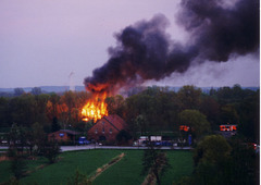 Das Ende der Wilhelmsburger Wasserburg im Mai 2001